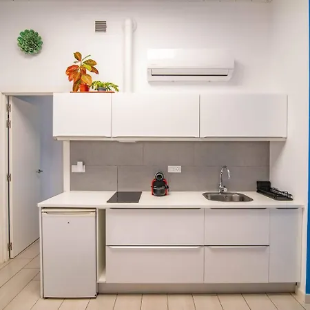 Costa Lairaga Suite. Beachfront! Air Conditioned