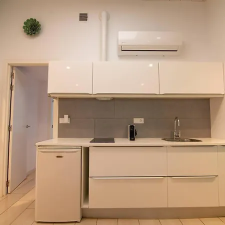 Apartment Costa Lairaga Suite. Beachfront! Air Conditioned *