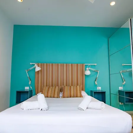Costa Lairaga Suite. Beachfront! Air Conditioned *