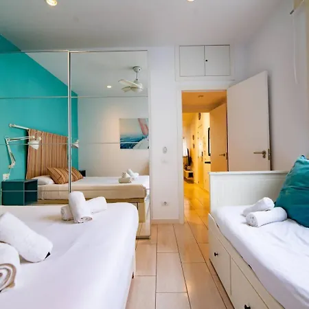 Costa Lairaga Suite. Beachfront! Air Conditioned * Las Palmas de Gran Canaria