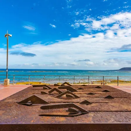 Costa Lairaga Suite. Beachfront! Air Conditioned Apartment Las Palmas de Gran Canaria