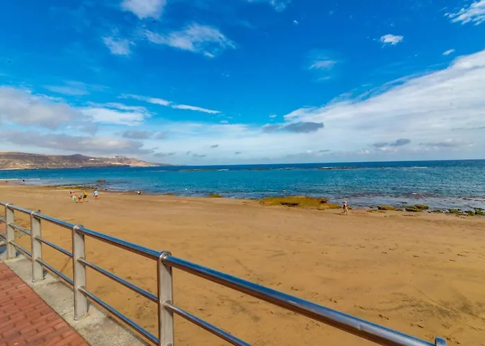 Apartment Costa Lairaga Beachfront! Air Conditioned *